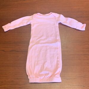 Little Planet organic by Carter’s sleep gown